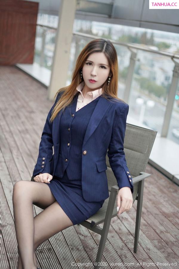 月野兔美妞 贵贵Isabelle [XiuRen]高清写真图 2020.12.14 No.2889 Isabelle贵贵第17张图片